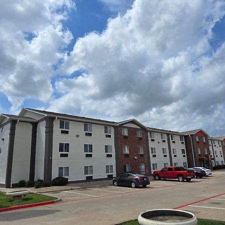 Super 8 By Wyndham Irving Dfw Airport/South Hotel Exterior foto