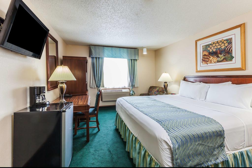 Super 8 By Wyndham Irving Dfw Airport/South Hotel Exterior foto