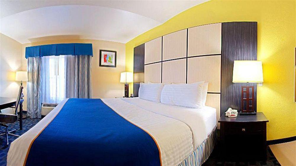 Super 8 By Wyndham Irving Dfw Airport/South Hotel Exterior foto